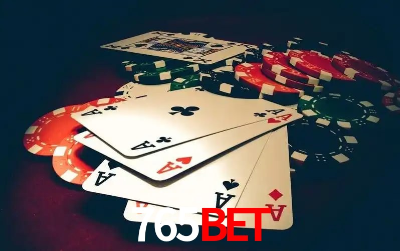 Desvendando o Mundo dos Jogos Virtuais na 765bet